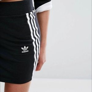 Adidas Originals trefoil three stripe skirt